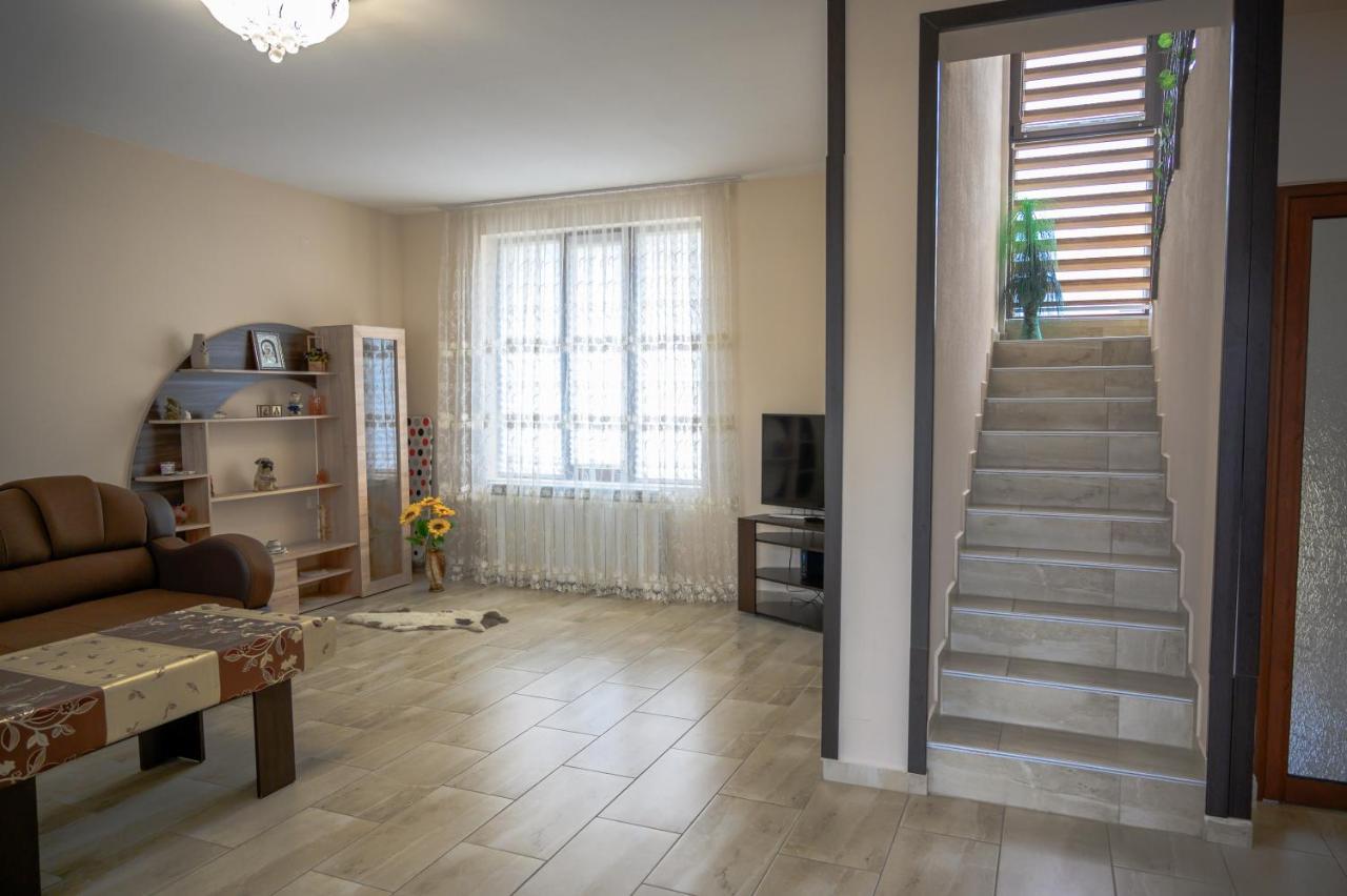 Villa Къща За Гости „Жоро И Дани “ Saparewa Banja Exterior foto