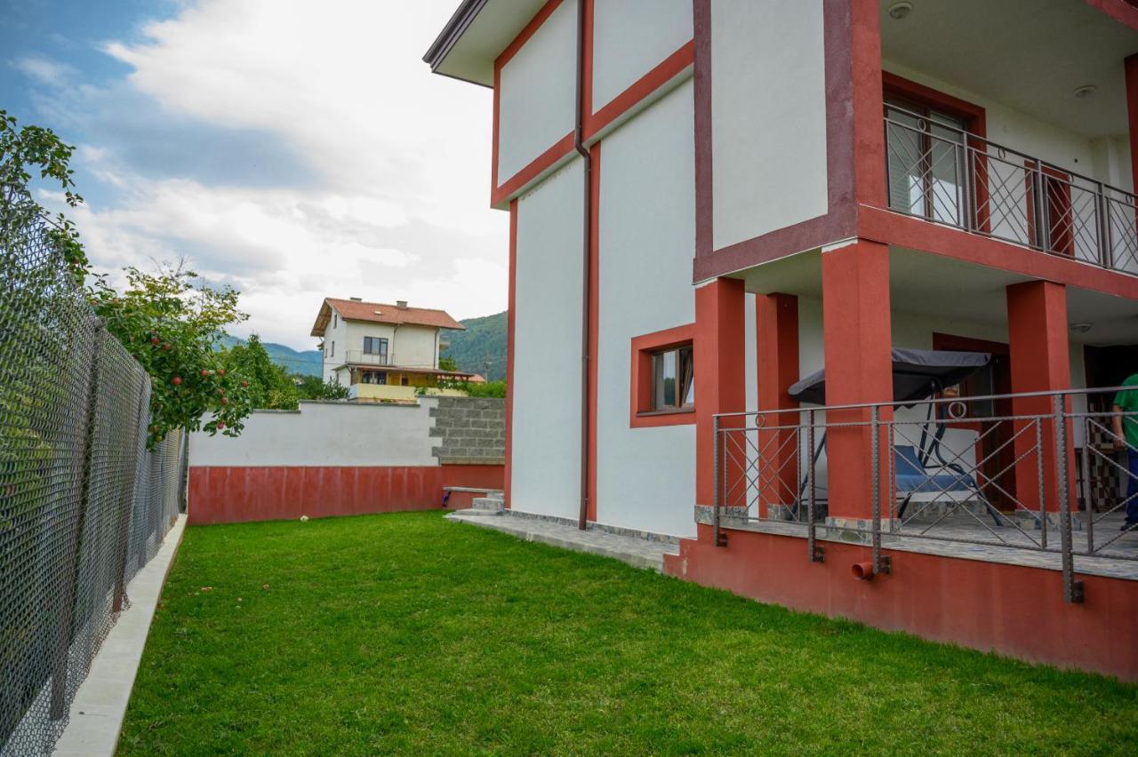 Villa Къща За Гости „Жоро И Дани “ Saparewa Banja Exterior foto