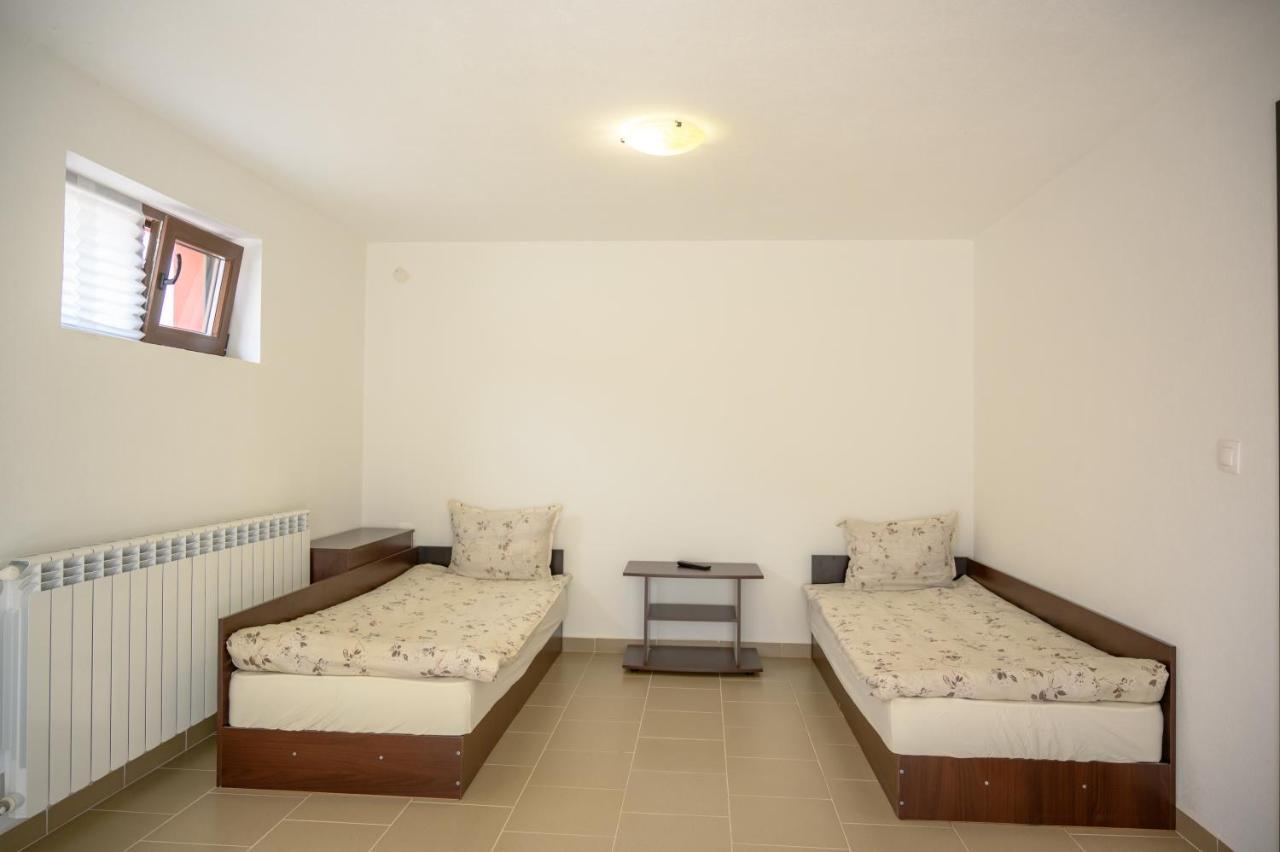 Villa Къща За Гости „Жоро И Дани “ Saparewa Banja Exterior foto